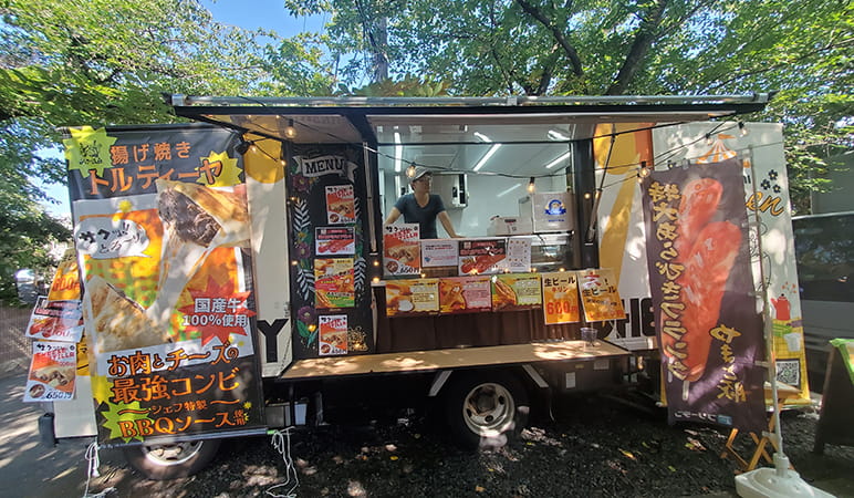 山大フーズキッチンカー